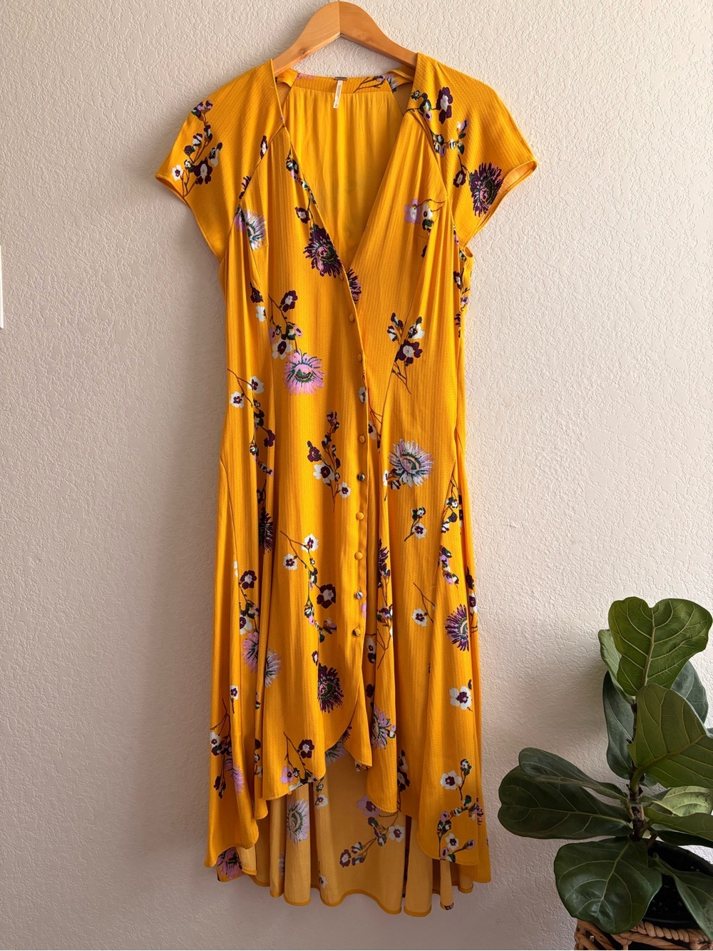 Free People Women S Lost In You Floral Midi Dress Golden Yellow V Neck Ruffle